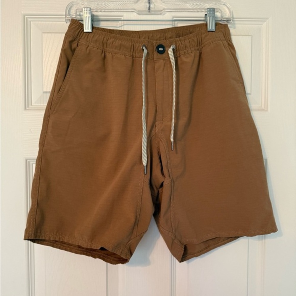 Vuori Beige Ripstop Men’s Shorts